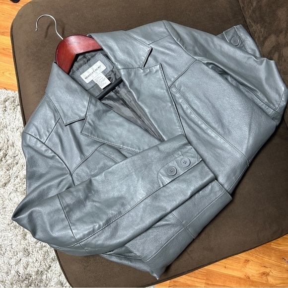 Newport News Vintage Gray Leather Jacket size 8 Medium lined - Picture 13 of 13